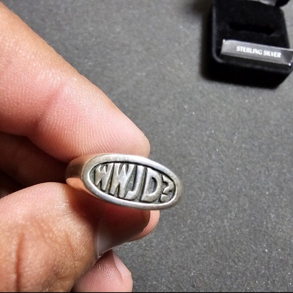 Bob Siemon Designs Sterling Silver What Would Jesus Do? Signet Ring Size 9 Heavy - Picture 2 of 8